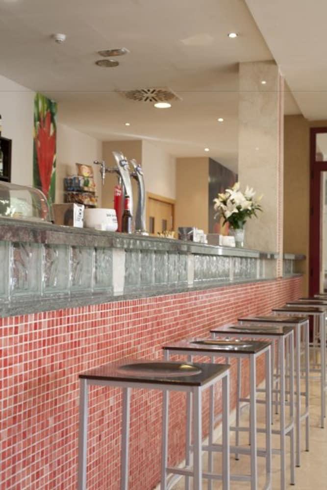 Hotel Tocina Business Albolote Restoran fotoğraf