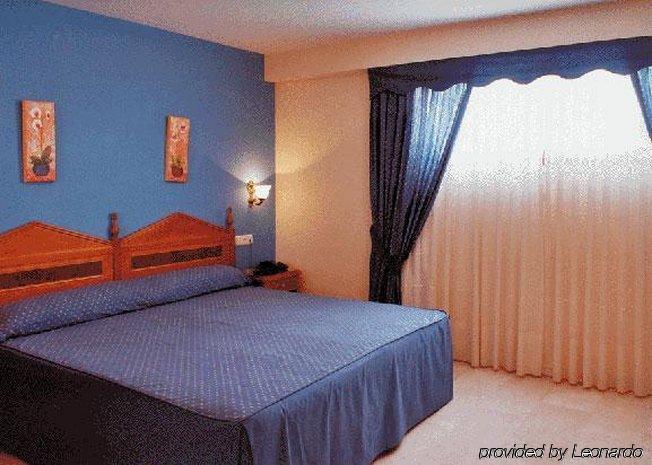 Hotel Tocina Business Albolote Oda fotoğraf